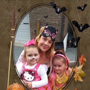 Meet your Posher, Crystal